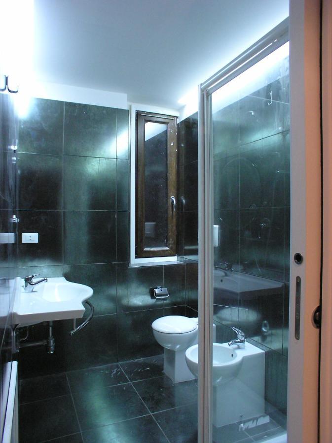 Santa Croce Apartment Cagliari Bagian luar foto